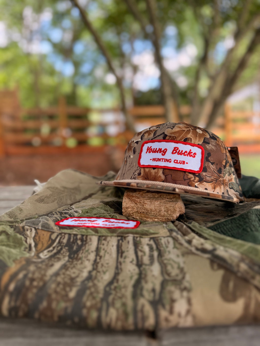 90’s Camo “Hunting Club” – Richardson 256 Five-Panel Hat